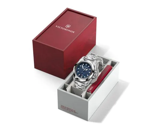 Victorinox 242031 - Mens watch by now | Top price | Timeshop24