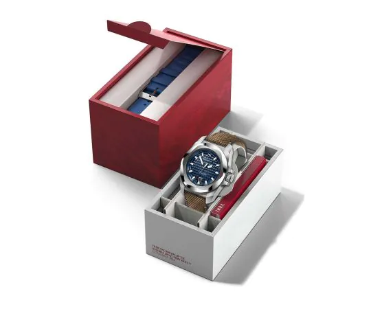 Victorinox 242018.1 - Mens watch by now | Top price | Timeshop24