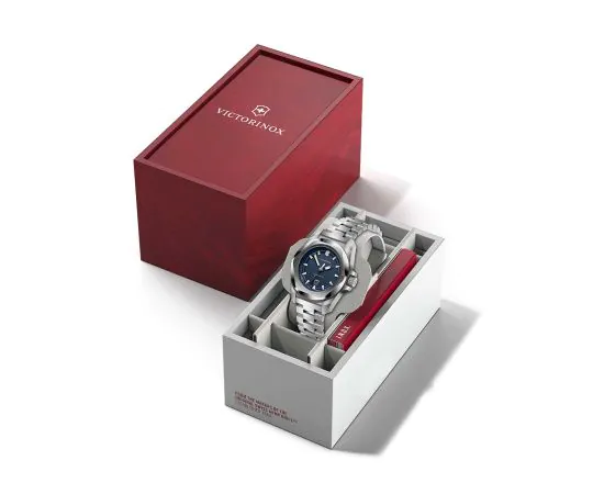 Victorinox 242038 - Ladies watch by now | Top price | Timeshop24