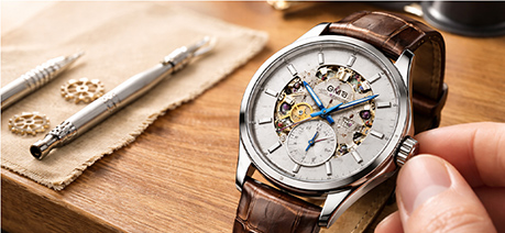 Example photo of a mechanical watch movement